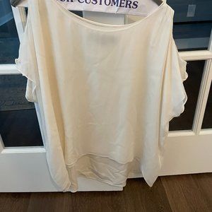 Beautiful Alice and Olivia Silk cold shoulder short sleeve top off white
